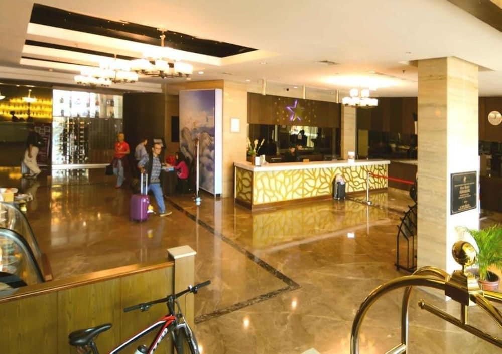 Star Hotel סמאראנג מראה חיצוני תמונה